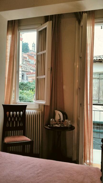 Filyra Pension Nafplion Rum bild