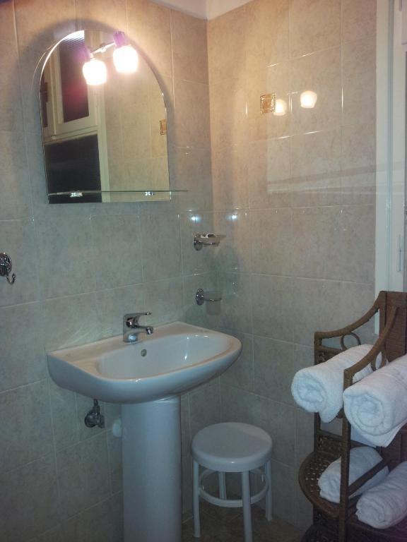 Filyra Pension Nafplion Rum bild